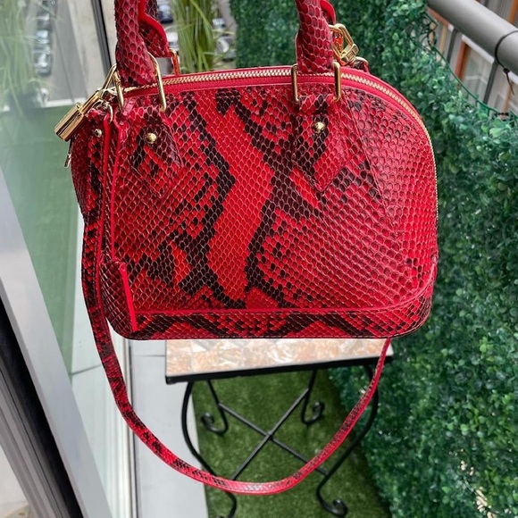 LOUIS VUITTON PYTHON BAG - Picture 2 of 8
